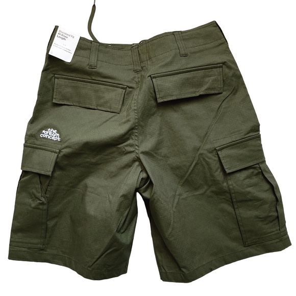 New! Nike SB Cargo Shorts Ripstop Olive By Dream Concept - Picture 2 of 2